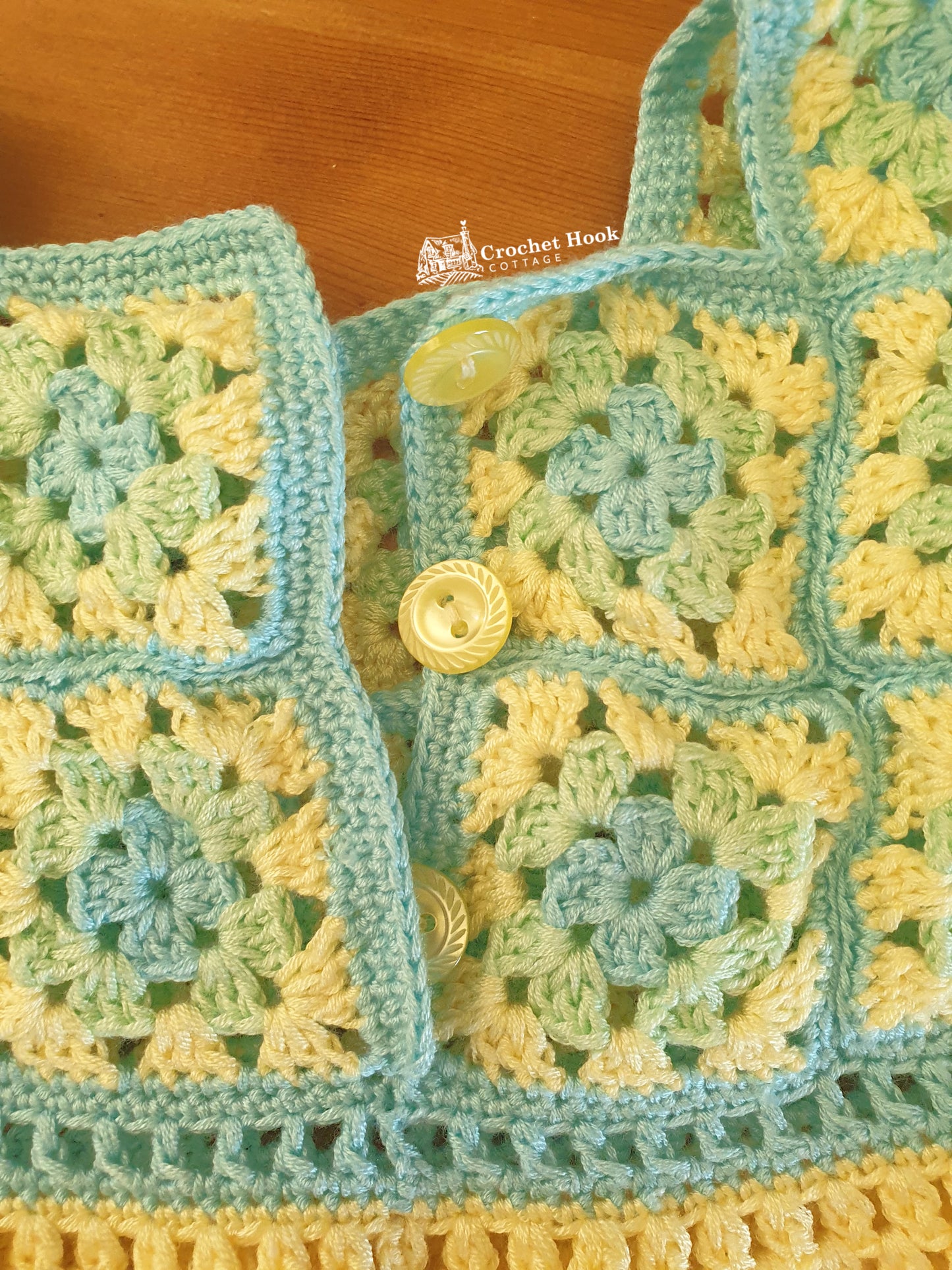 70s style Baby Dress, Granny-Square Chic for your toddler!