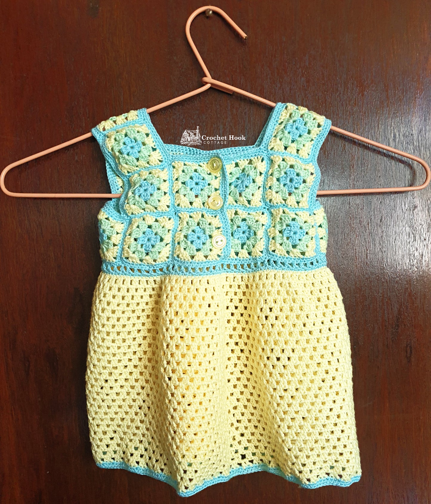 70s style Baby Dress, Granny-Square Chic for your toddler!