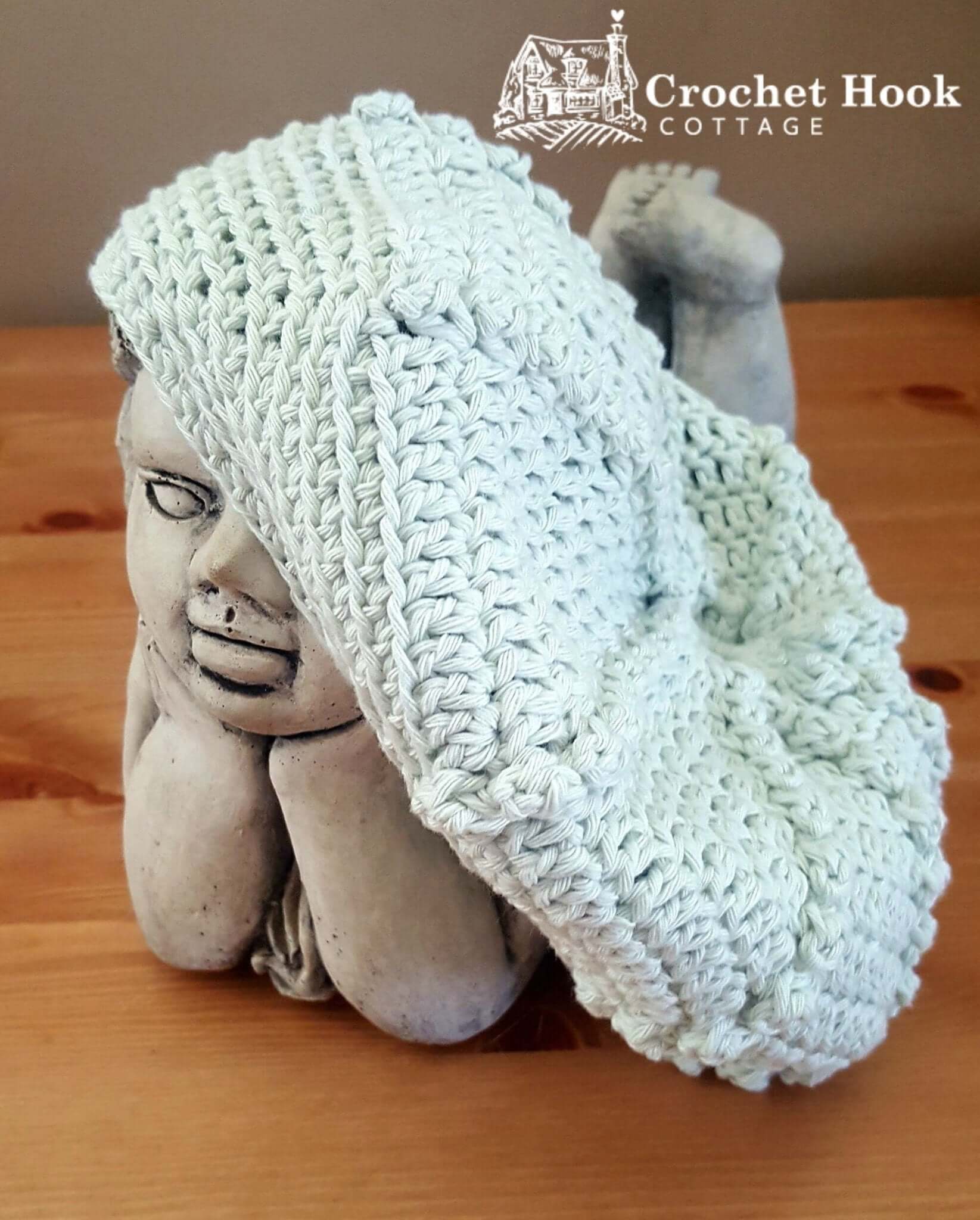 Ladies French-Style Beret - www.crochethookcottage.com
